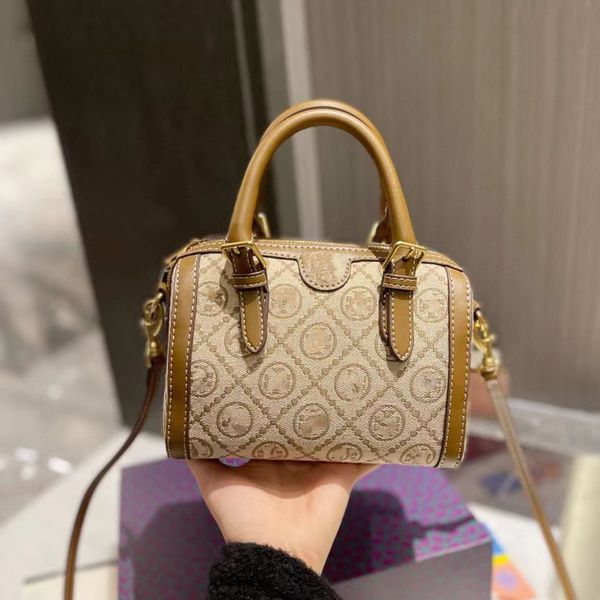 

2022 new fashion light luxury handbag women's cross-body bag