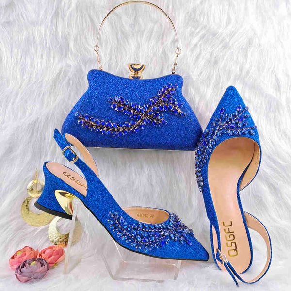 

dress shoes 2022 popular pointed mid heeled with bags banquet gold color and friends party bags 220722, Black