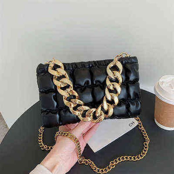 

gentle wind pearl shoulder bag messenger bag female 2021 new wild fashion soft bag small square package g220422