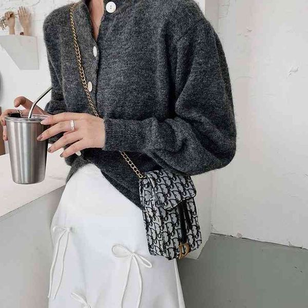 

versatile chain diagonal cross bag mini embroidered canvas women's bag mobile phone bag