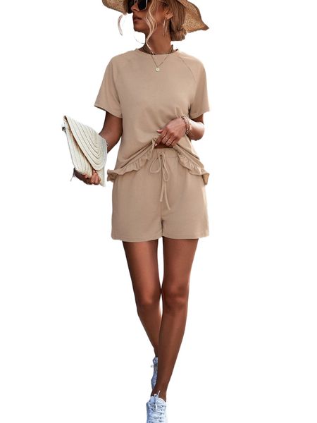 

raglan sleeve ruffle hem tee & tie front shorts n3yt#, White