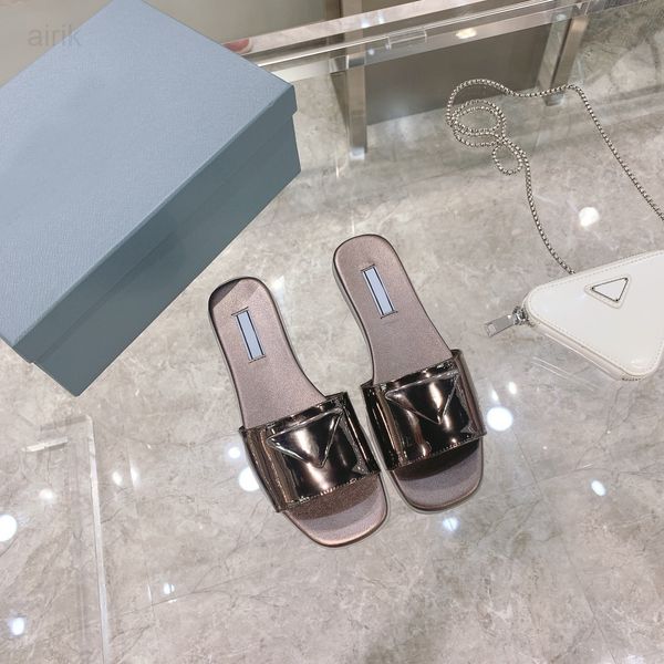 

2023 designer leather women sandals summer flat slipper fashion beach woman letters slippers, Black