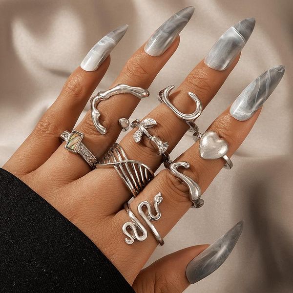 

cluster rings 8pcs/sets vintage silver color snake heart joint ring sets for women roseflowers geometry party jewelry anillo 19695, Golden;silver