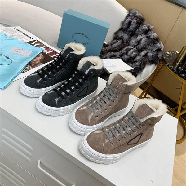 

luxurty designer wool boots wheel sneakers rubber sole shoes suede lace up boot detachable sheepskin coat insole sneaker287l, Black