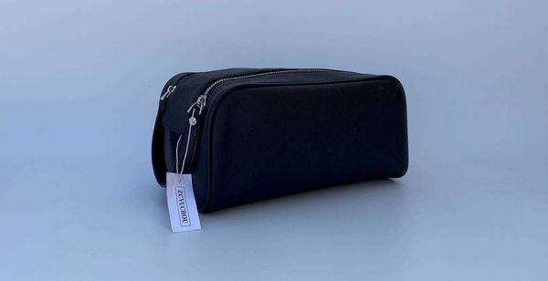 

2019 high-end quality men 26cm travelling toilet bag fashion design women wash bag large capacity cosmetic bags makeup toiletry bag pouch