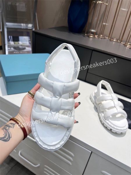 

2022 stretch boots casual shoes thigh high woman speed trainer stretchknit colorful sole slim woman size on with slip rx220401, Black