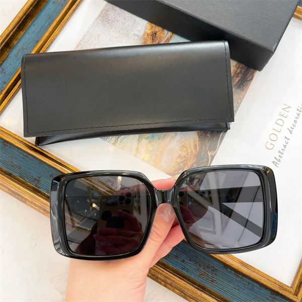 

sunglasses haley hailey box star fashion sl451, White;black