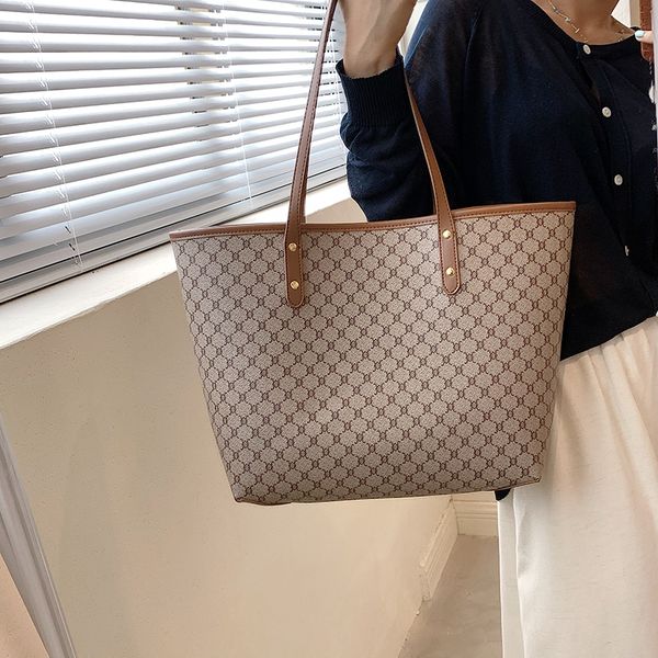 Bolsas de couro para mulheres Bolsas de luxo Designer bolsa de ombro para mulheres xadrez de grande capacidade para compras de top hanking safshipp