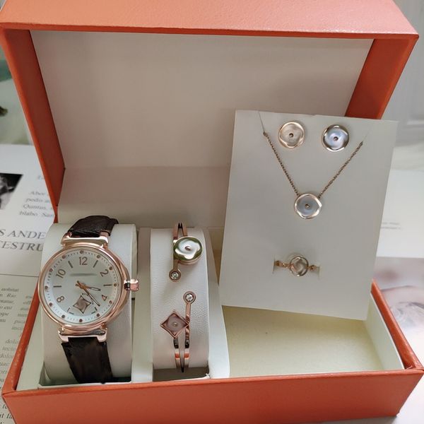 

women luxury jewelry designer watches 5pcs sets titanium steel rings necklaces earrings bracelets lady leather quartz wristwatches with box, Slivery;golden