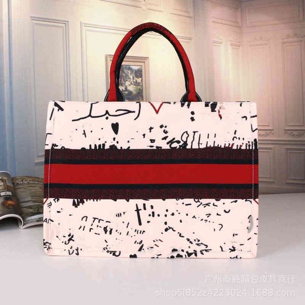 

2022 new designer handbags tote embroidered portable canvas printed shopping