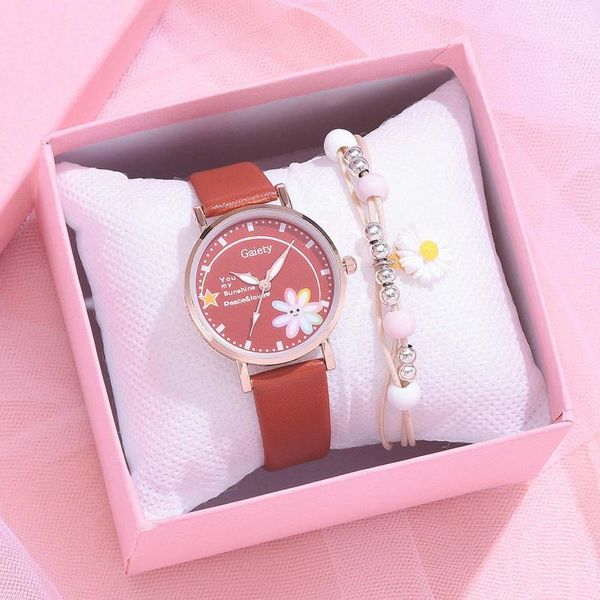 Armbanduhren Box Set Cartoon Daisy Macaron Gürtel Armbanduhr Mode enthalten Leder Luxus für HerrenArmbanduhren