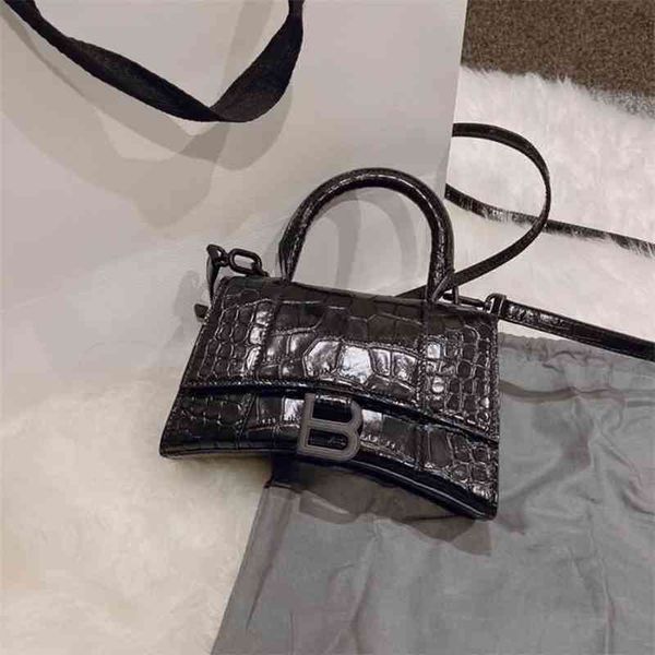 

designer handbags 2022 bag balencaigabag female fashion b-button hourglass bag messenger armpit bag leather crocodile pattern one shoulder r