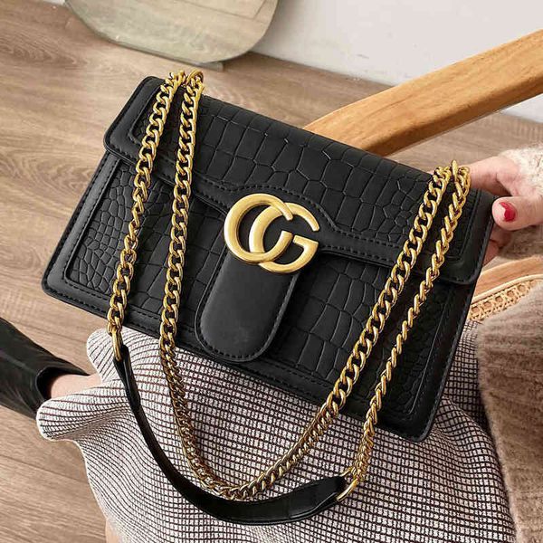 

bags bag female new messenger bag embossed chain single shoulder armpit