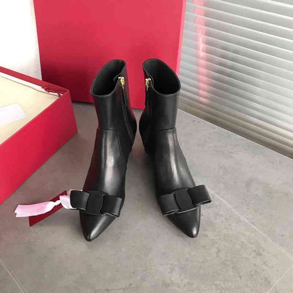 

boots bow thick heel boots pointed martin autumn and winter bare, Black