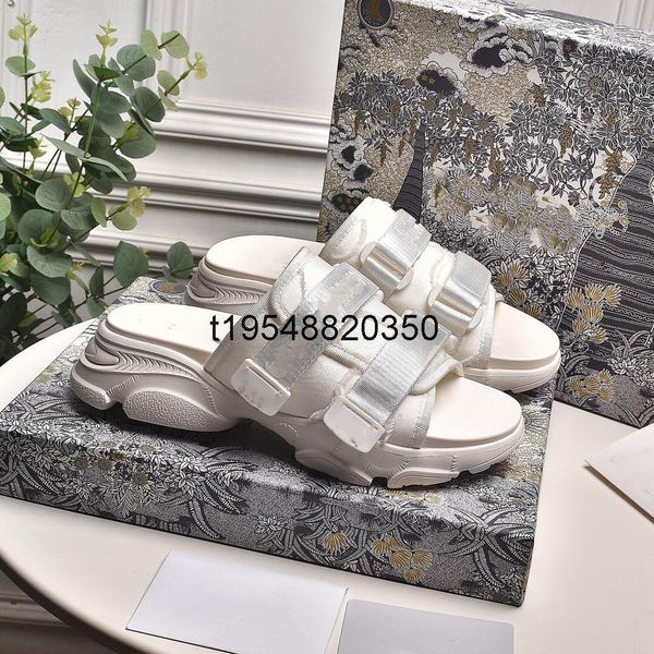 

dies luxury slippers two magic stick foaming thick bottom tide novel design size 35-40 jzm, Black