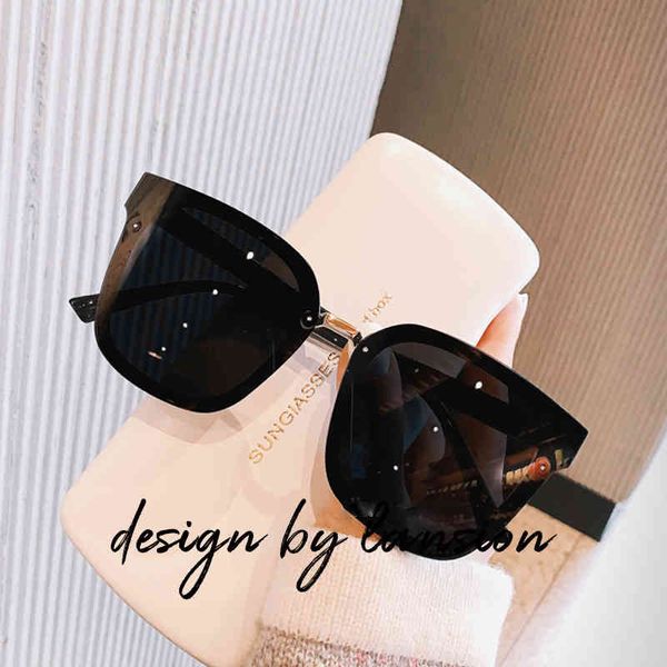 

new black women's ultraviolet factory fashion ladies sunglasses shop, White;black