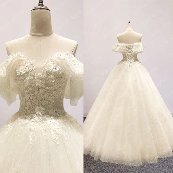 Wunderschönes Prinzessinnen-Hochzeitskleid mit Spitzenapplikationen 2022, luxuriöses, schulterfreies, perlenbesetztes Vintage-Brautkleid