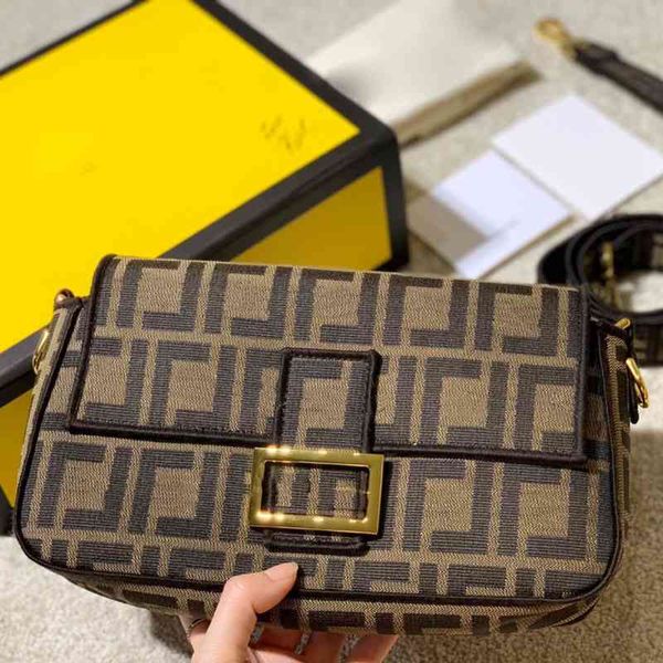 

2022 new designer handbags uette staff embroidered square old flower single diagonal span