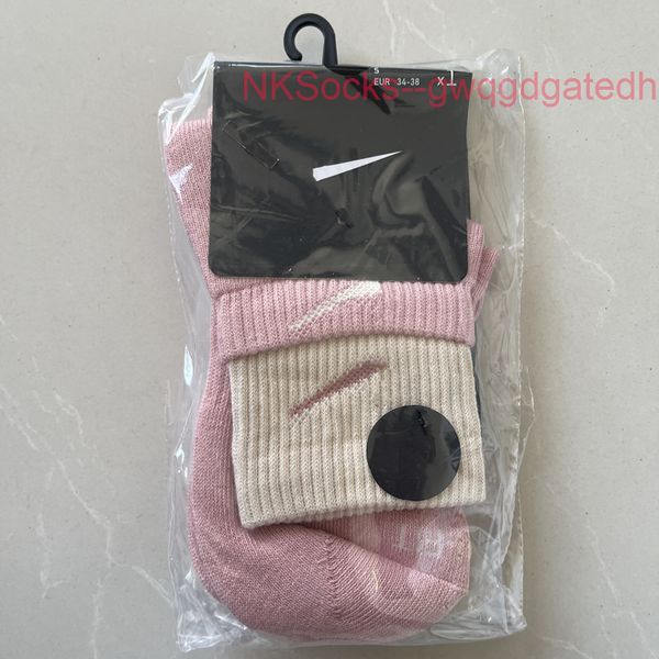 

classic fashion men socks hook brand color stitched men's women's long tube sports training sock street couple middle tubes luxury, Black