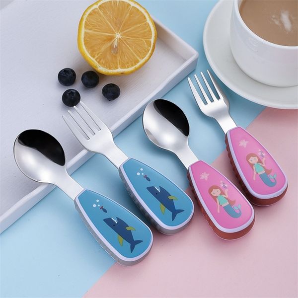 Set di stoviglie per cartoni animati Cucchiaio per addestramento alimentare Cucchiaio da dessert per bambini Cucchiaio Forchetta Gadget per bambini Posate per bambini 220715