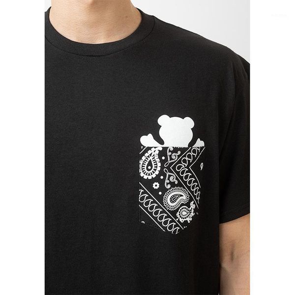 Homens camisetas Bandana bolso cartoon urso impresso camiseta para homens moda engraçada casual Tee preto 2022