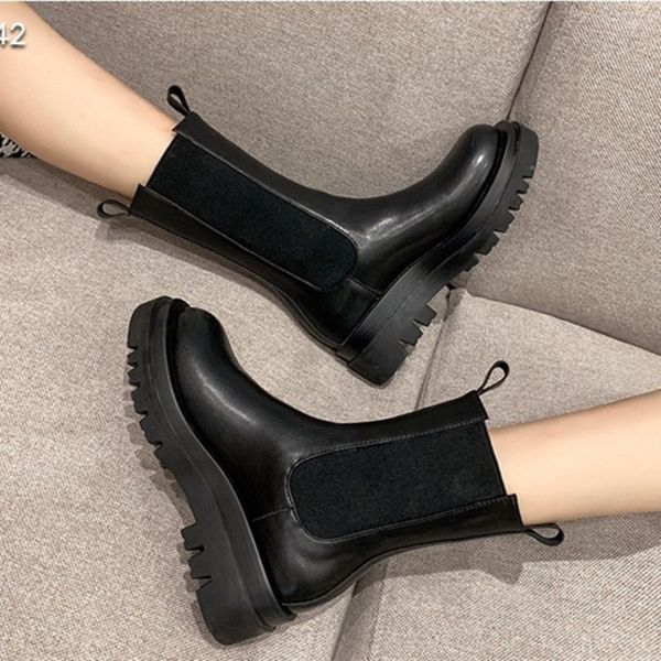 

boots mona's same chimney boots middle thick soled martin women's chelsea, Black