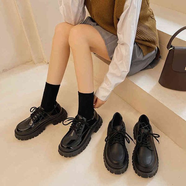 scarpe eleganti Estate Primavera Classico Nero Suole spesse Casual Womenshoe Retro College Style Single Shoes Ladies Fashion All-Match Leather 220810