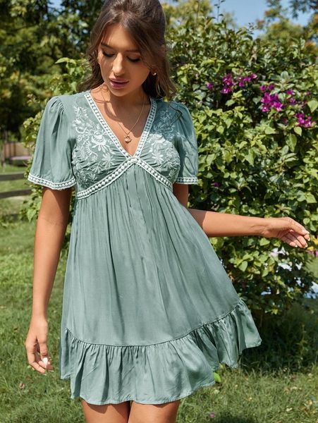 

floral embroidery v-neck ruffle hem dress b3f0#, Black;gray