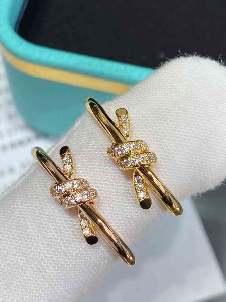 

45g3 18k rose gold rope knot ring female t home diamond twisted cross ring platinum knot advanced couple pair ring, Golden;silver