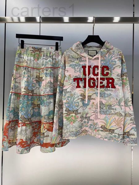 

two piece dress designer 2022 spring year of the tiger new full jungle flowers cotton drawstring hooded sweater elastic waist skirt zjl4, White