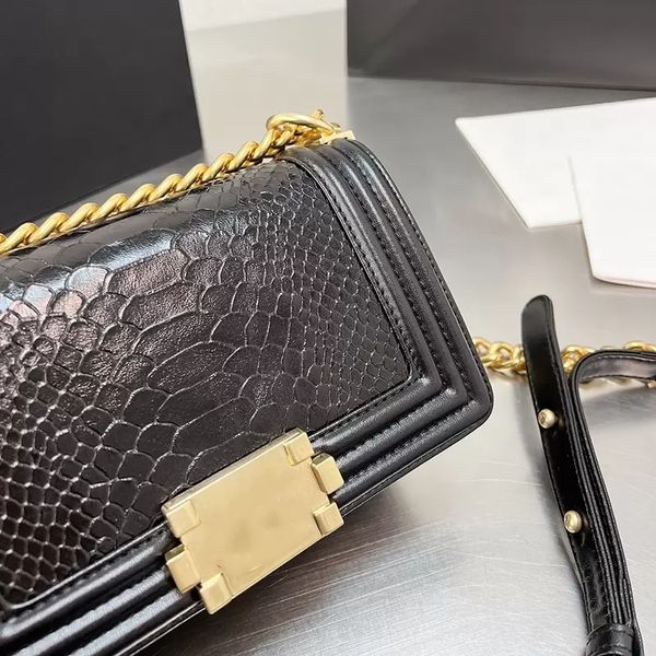 

2022ss summer womens classic mini calfskin serpentine bags gold metal hardware chain stap crossbody cosmetic case outdoor sacoche luxury des