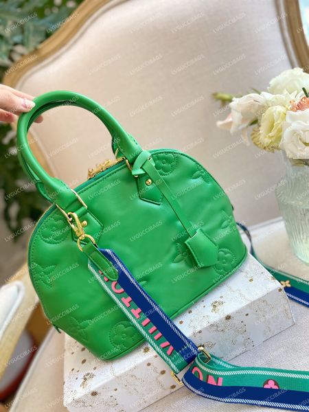 

luxury designer shell bag 2022 fashion classic trend travel