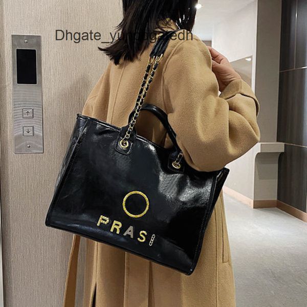 

designer luxury women's handbags evening bags ch brand metal letter badge tote bag small mini cross body leather beach handbag large fe