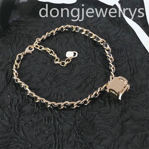 

pendant necklaces luxury chains wedding diamond flower necklace women hollow fashion designer jewelry pearl bling silver necklaces dongjewel