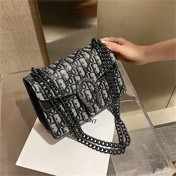 

50% off 2022 trend fashion design bags trendy ins yangqi wanghong same women's korean chain messenger small square