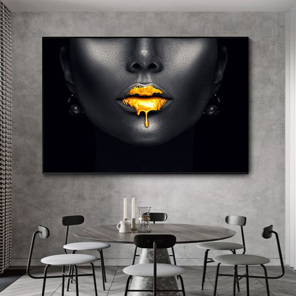 Mulher negra africana com pinturas de lona de lábios de ouro no cartazes de arte de parede e impressões capa rosto fotos para decoração da sala de casa