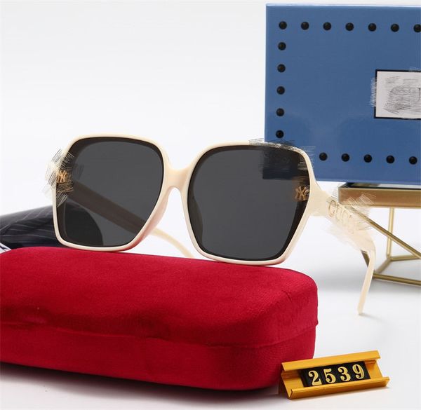 

2022 designer luxury sunglasses men and women trend retro anti-glare sunglasse, White;black