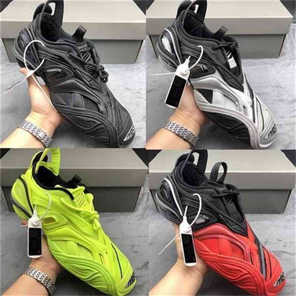 

fashion couples designer balencigas shoes paris b's father axigo's same sneakers fifth generation tyrex 5 0 square head track3 0 m