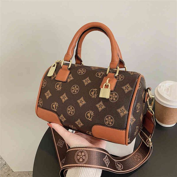 

purse sale bag women's winter new portable boston pillow bag versatile high-capacity belt strap shoulder messenger bag trend