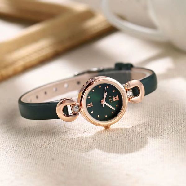 

luxury female womens watchs designer waterproof korean style simple retro light niche trend temperament ladies stainless steel strap women a, Slivery;golden