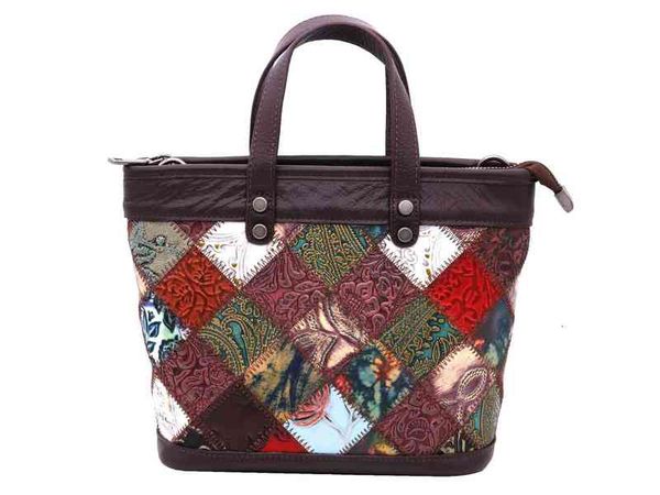 

designers bags 2022 layer cowhide single shoulder bag women's printed splicing hand