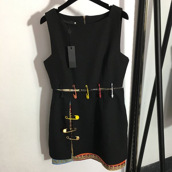 Vestidos Casuais Básicos Vestido Patchwork Preto Pin Sexy Saias Sem Mangas Charme Elegante Colete Feminino Cintura Oca Saia Vestuário