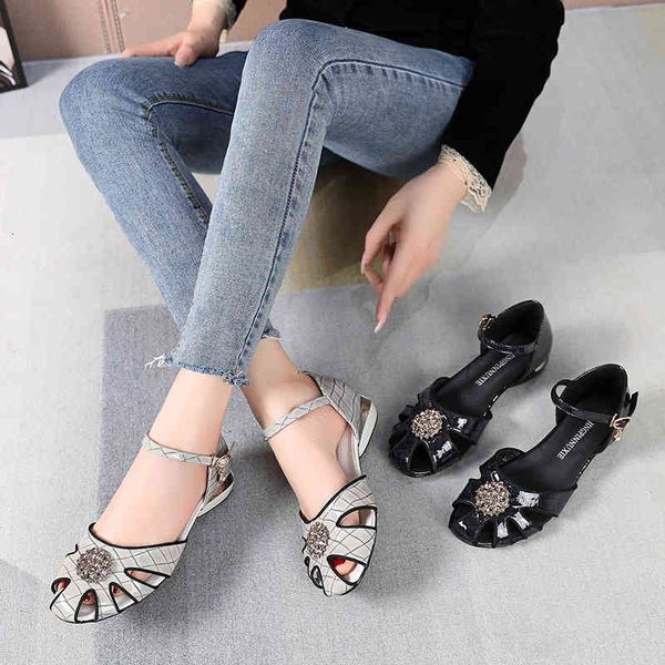 

sandals baotou thick heel flat buckle low sandals women's summer shoes cow patent leather large 44 package s vo3q, Black