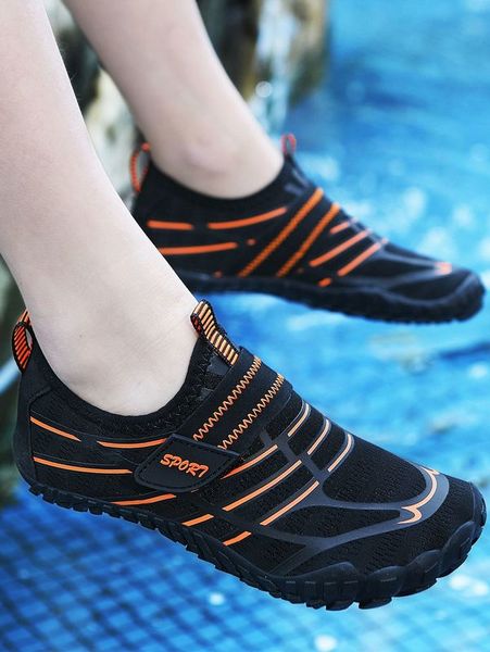 

boys letter graphic hook-and-loop fastener creek shoes she, Black