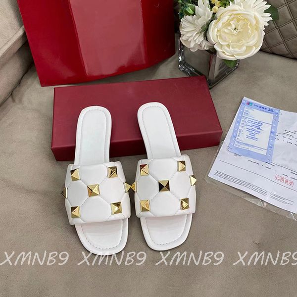 

women designer slides rivet fashion luxurys design slippers beach holiday summer new slide casual shoes, Black