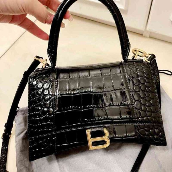 

bag female star same style 2022 spring and summer new fashion versatile b home crocodile hourglass messenger handbag