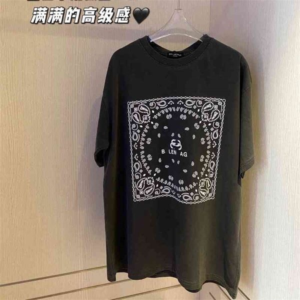

2022 new special offer summer family cashew flower printing heavy industry wash old short sleeve t-shirt unisex, White
