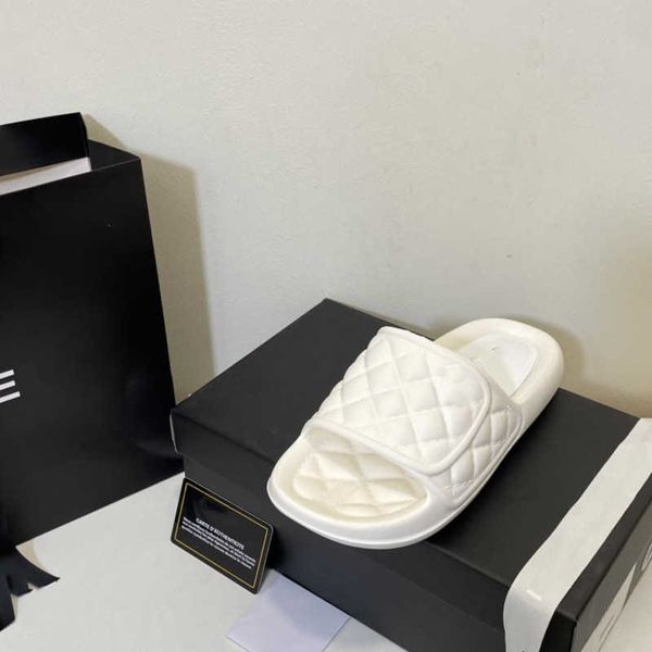 

2022 c latest color slippers men & woman size 35-40 thick bottom flat slides pillow comfort lady sandals bubble shoes high heel slippers, Black