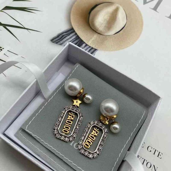 

2022 factory wholesale new di star pearl earrings female minority rhinestone clavicle chain necklace female, Golden