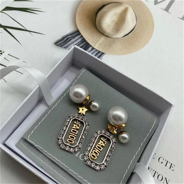 

2022 20% off designer jewelry di d family star letter pearl earrings female minority design temperament rhinestone clavicle chain necklace f, Golden